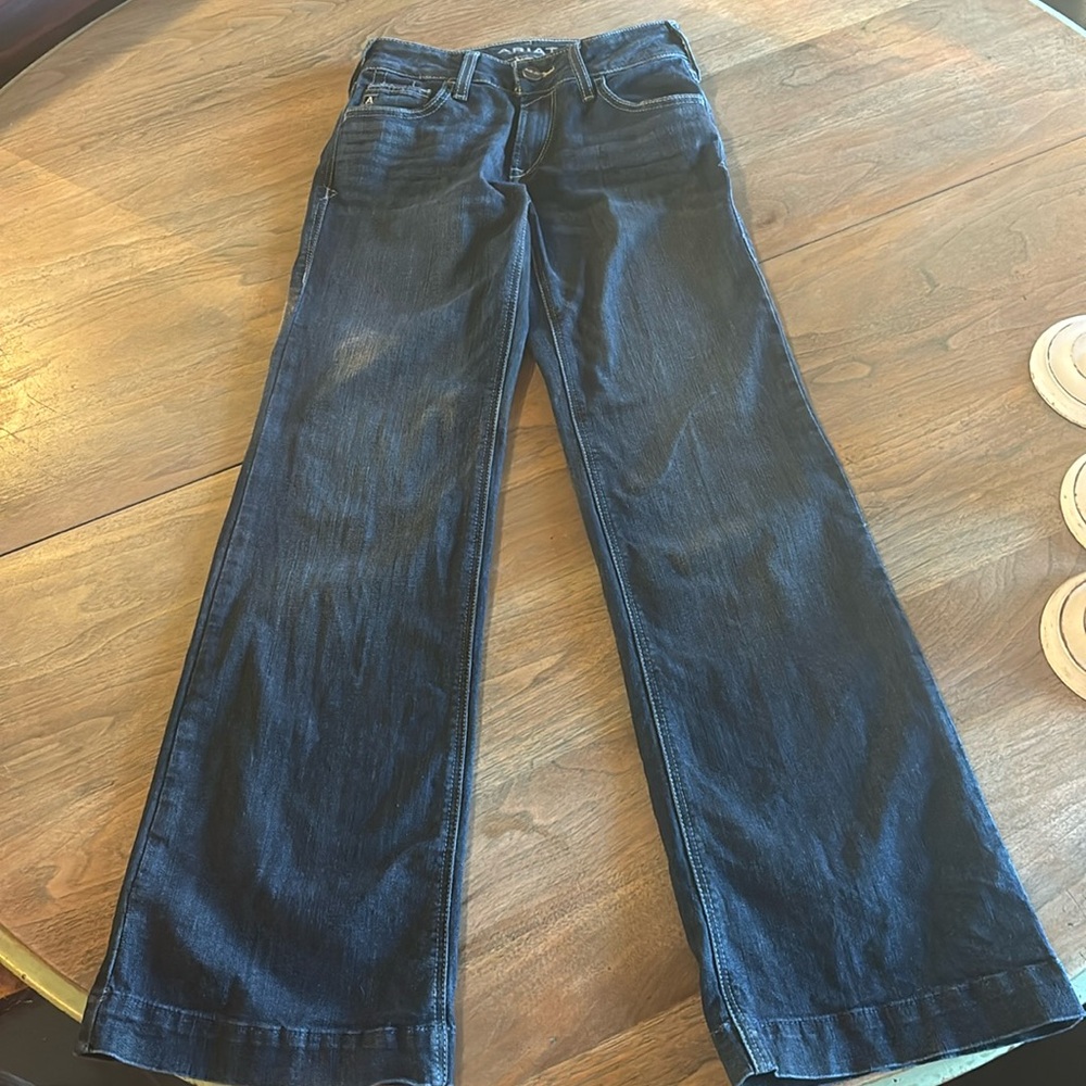Never worn Ariat trousers